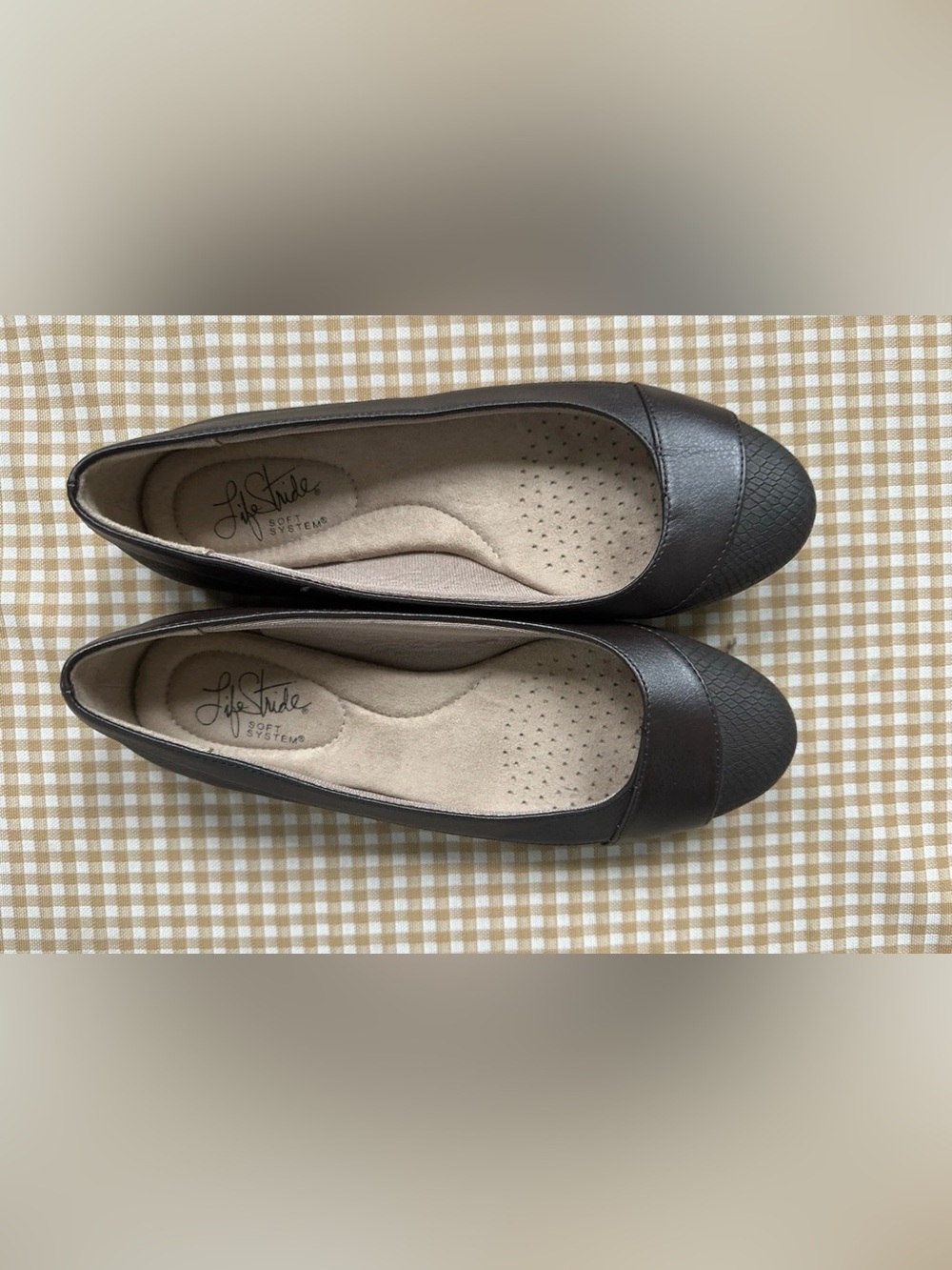 Brown Textured Cap-Toe Ballet Flats